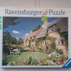 Ravensburger - Cottage on Bredon Hill, Worcs