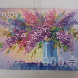 Enjoy - Bouquet of Lilacs in a Vase - NIEUW