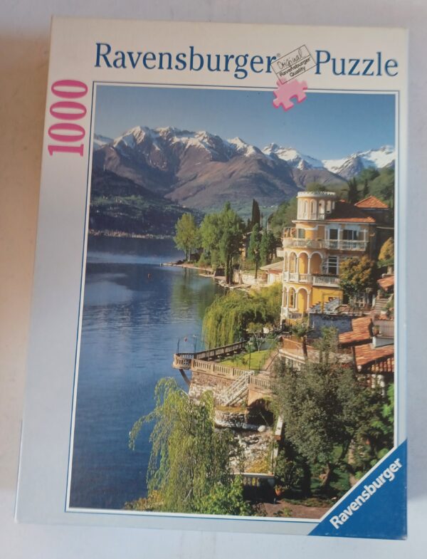 Ravensburger - lago di Como in Switzerland