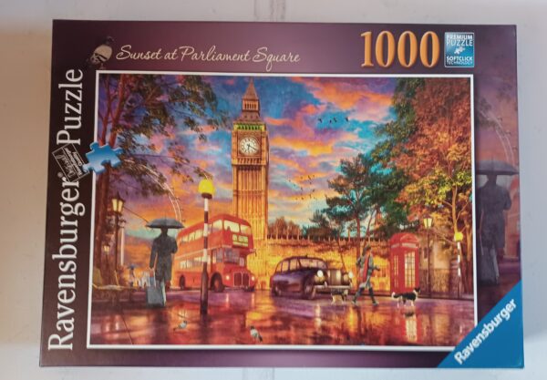 Ravensburger - Sunset at Parliament Square - London