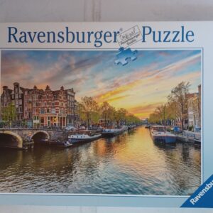 Ravensburger - Amsterdam, Canal Waterfront