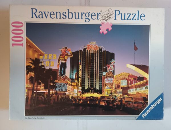 Ravensburger - Nightlife in Las Vegas