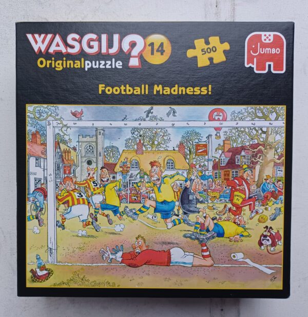 Wasgij Original 14 - Football Madness!