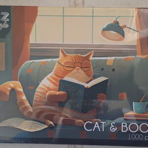 Yazz - Cat & Books - NIEUW